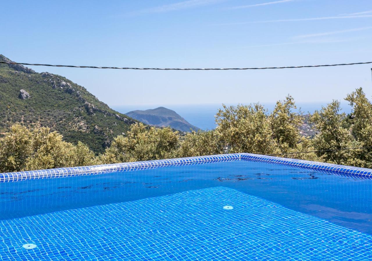 Villa Bella 1 Sleeps 2 Honeymoon Isolated Infinity&Heated Pool Uzumlu  Esterno foto