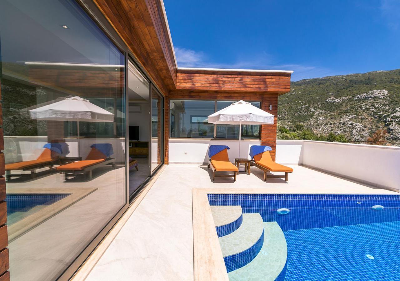 Villa Bella 1 Sleeps 2 Honeymoon Isolated Infinity&Heated Pool Uzumlu  Esterno foto